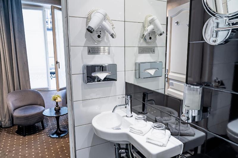 Superior Double Room image 2