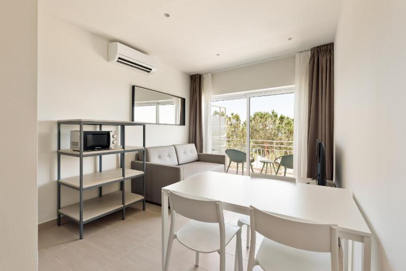 Aparthotel Xic - image 42