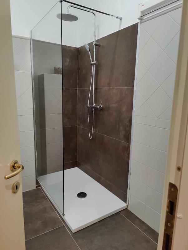 One-Bedroom Apartment image 1