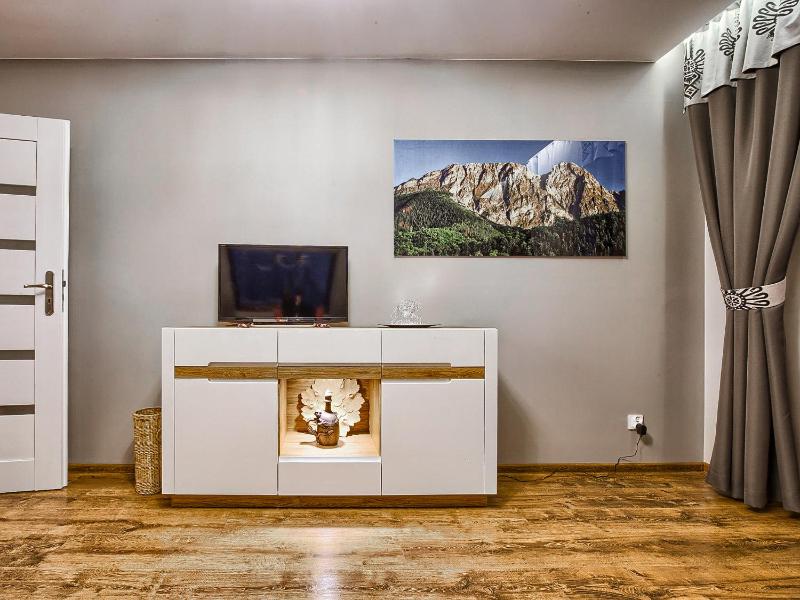 VisitZakopane - K2 Apartment - image 9