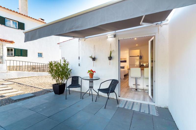 Moro's Friends House - Cascais - image 4