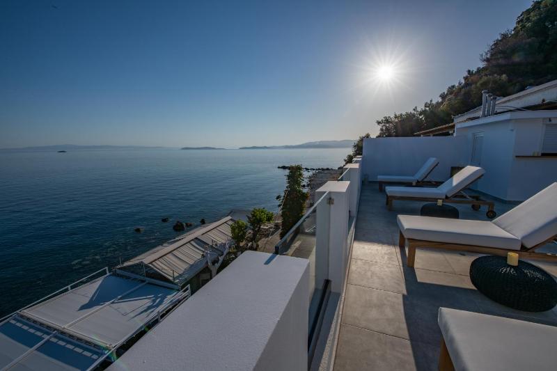 Flisvos Beachfront Apartments - image 39