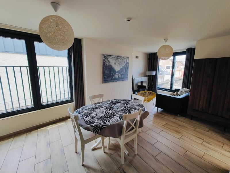 Classic Quadruple Room image 3