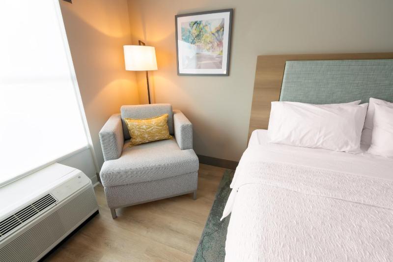 Hampton Inn by Hilton St. Augustine Downtown Historic District - image 15