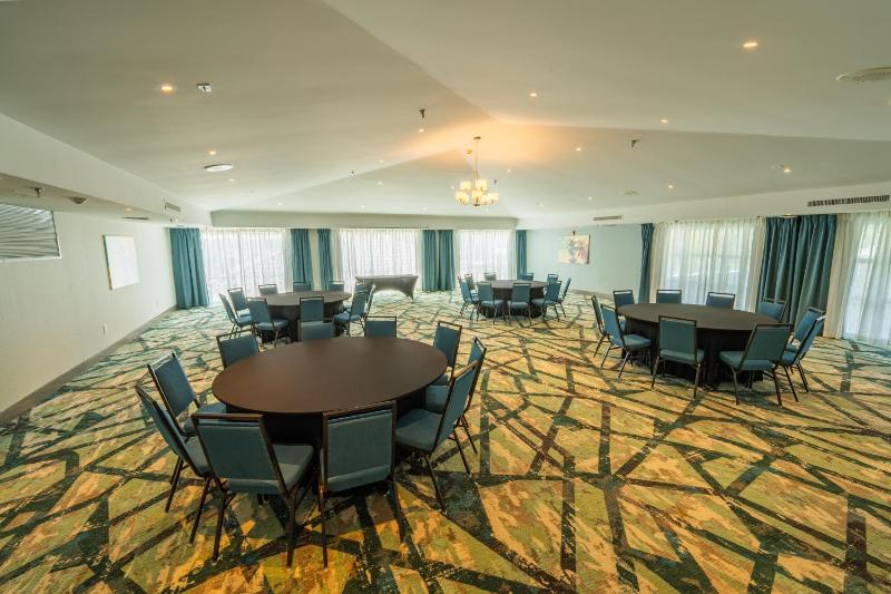 Hampton Inn by Hilton St. Augustine Downtown Historic District - image 3