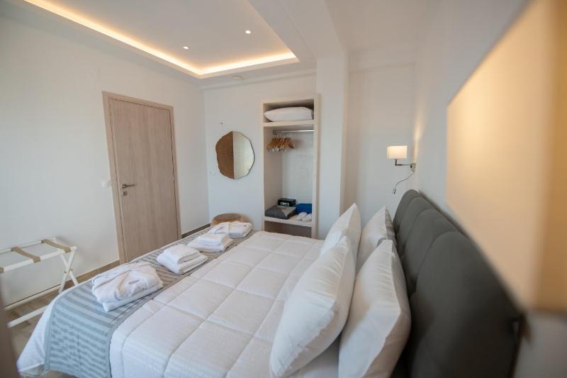 Flisvos Beachfront Apartments - image 41