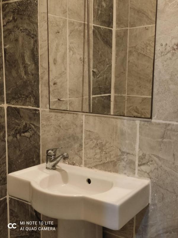 6-Bed Female Dormitory Room image 3