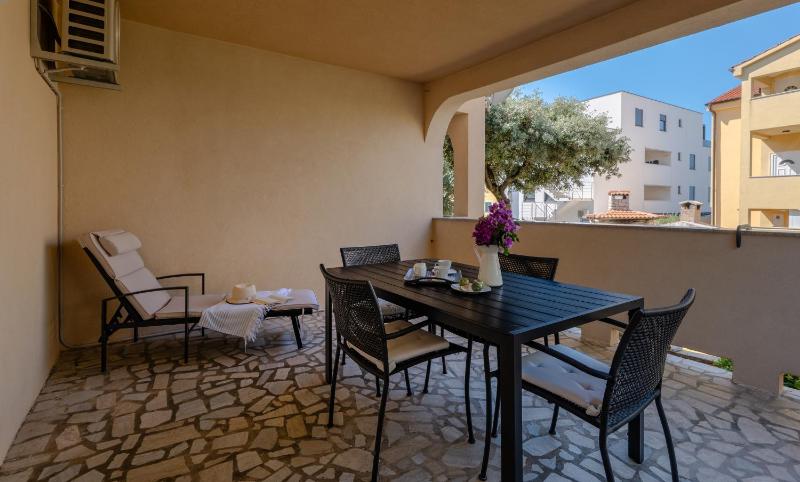 Apartments by the sea Mandre Pag - 6516 - image 22