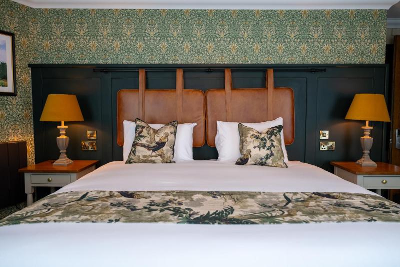 Deluxe Double Room image 1