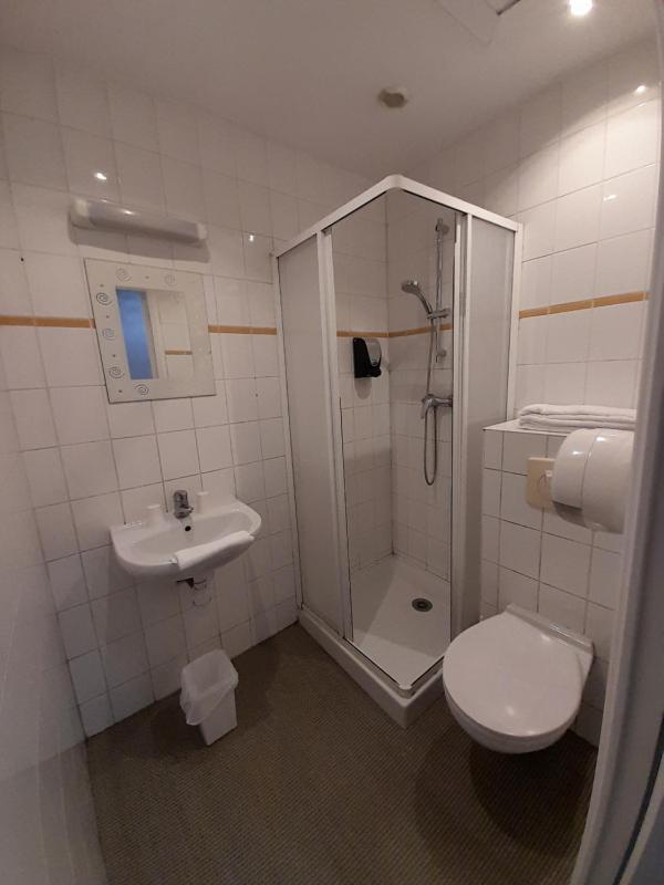 Hotel Au Spatial Centre Gare - image 6