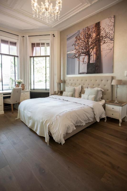 Deluxe Double Room with Shower image 1