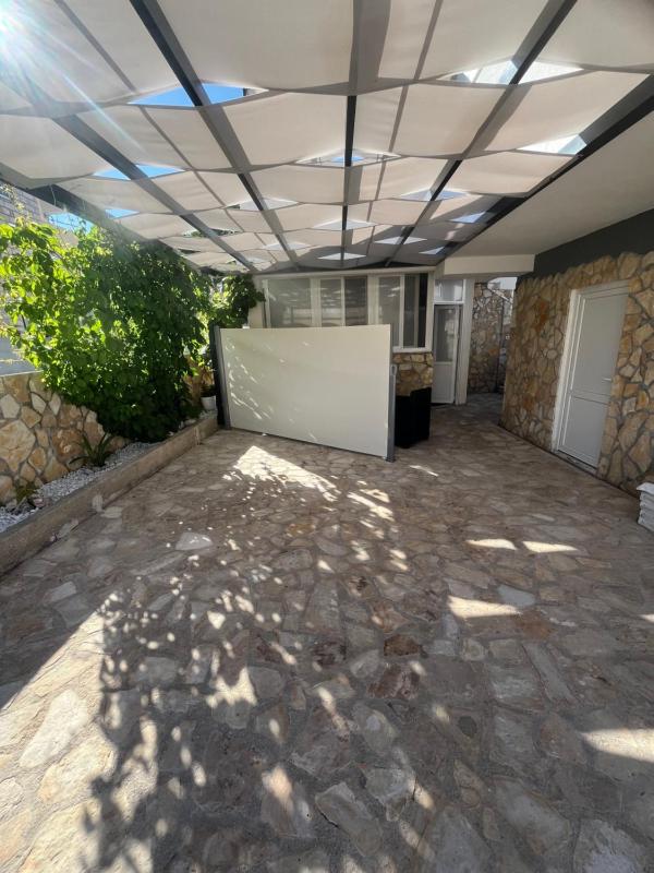 Di AdriA Island Vir - image 23