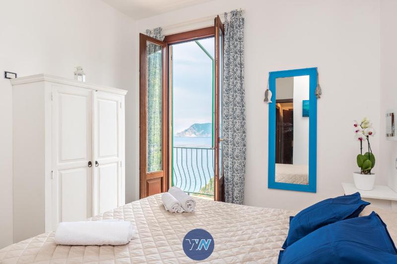 King Room with Sea View image 1
