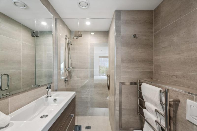 Coronet Views at La Residence du Parc - image 15