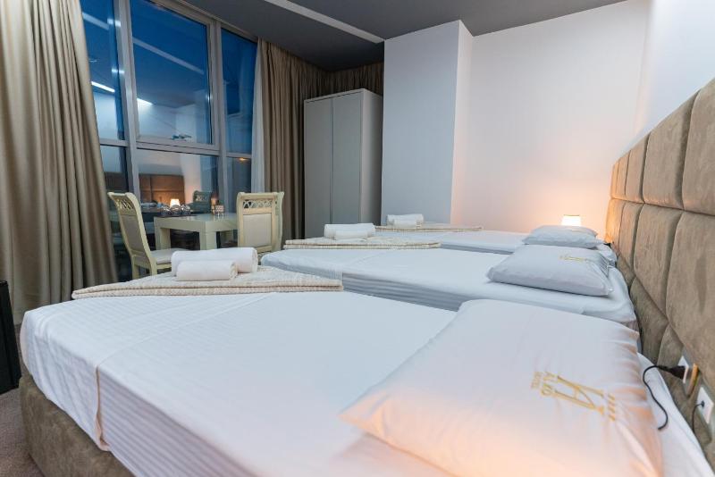 Alko Hotel Shkoder - image 7