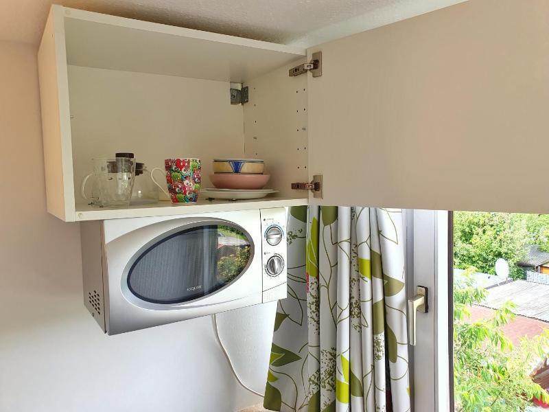 Studio Apartment image 2