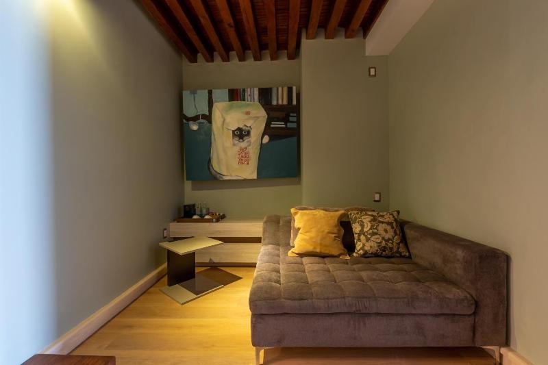 1850 Hotel Boutique - image 16