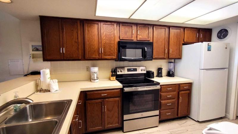 Embassy 402 - image 26