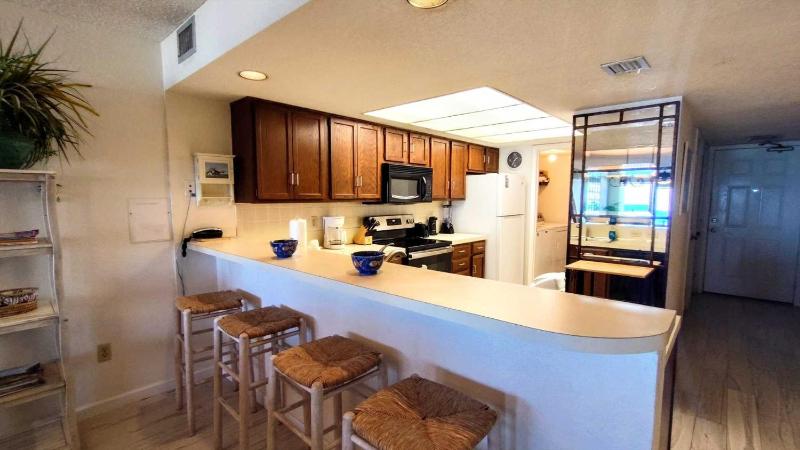 Embassy 402 - image 30