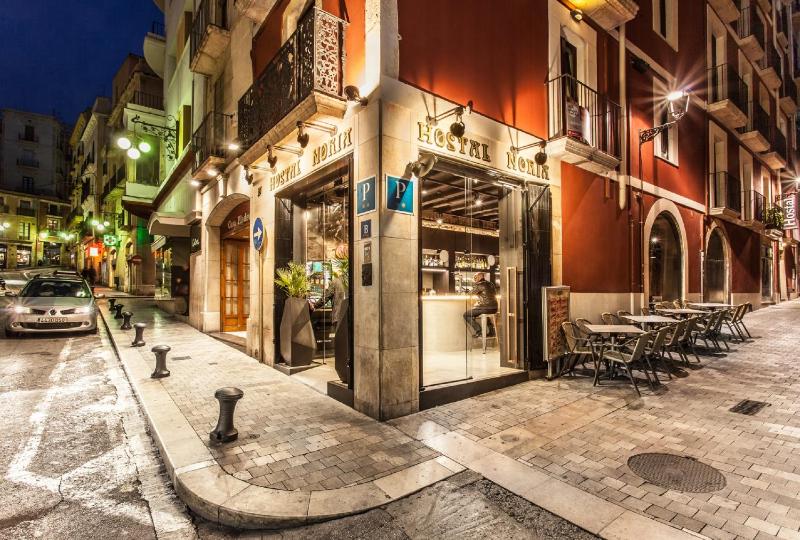 Hostal Noria - image 1