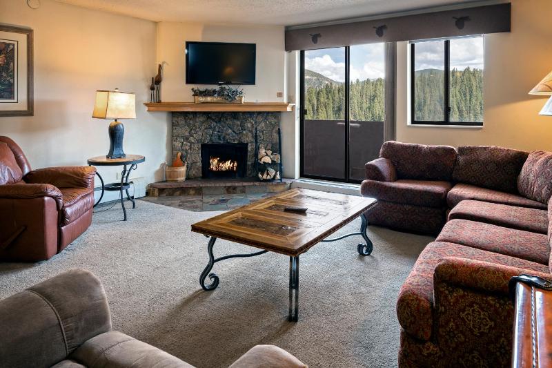 One-Bedroom Suite image 1