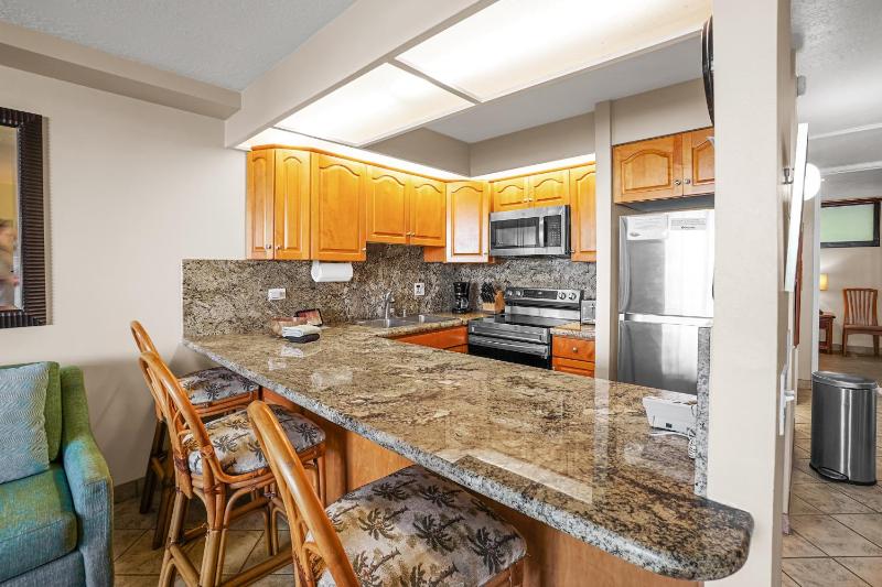 Papakea's Finest - OCEAN VIEW Luxury 2 bedroom 2 bath - AC IN EVERY ROOM - image 11