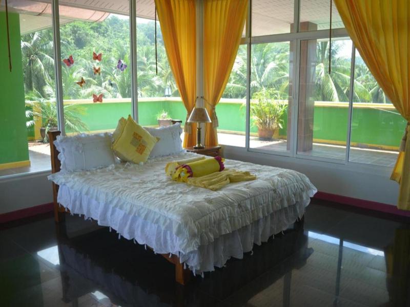 Sairougn Seaview Hotel - image 10