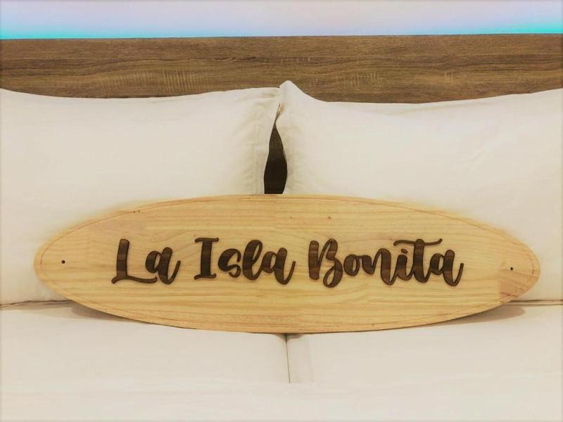 La Isla Bonita - image 1
