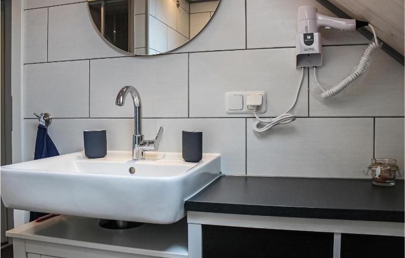 2 Bedroom Amazing Home In Norden - image 21