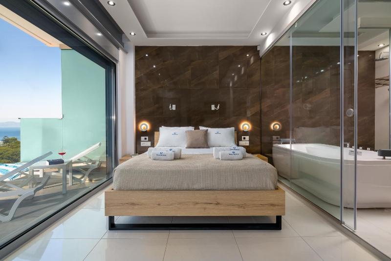 Rhodes SkyLine Suites - image 16