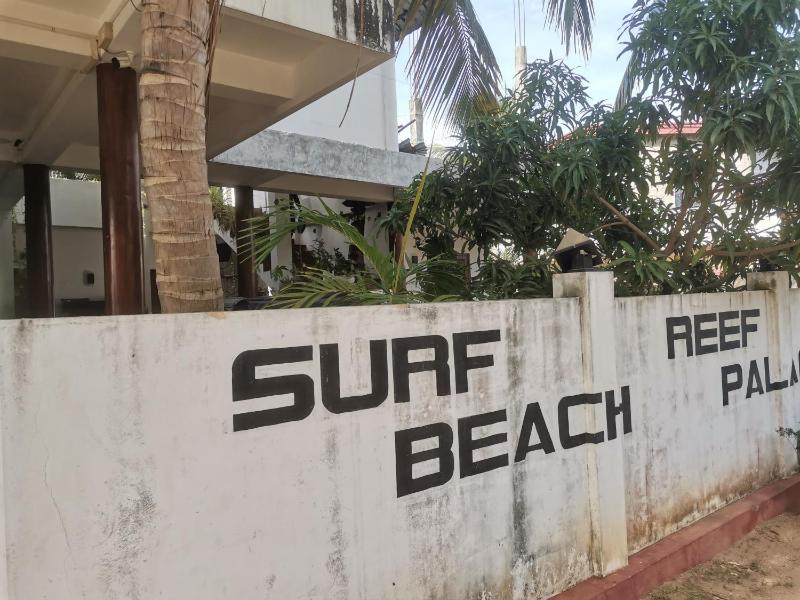 Surf reef beach - image 3