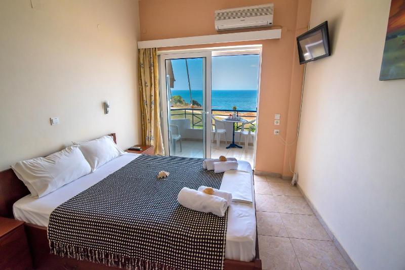 Family Apartment with Sea View image 2