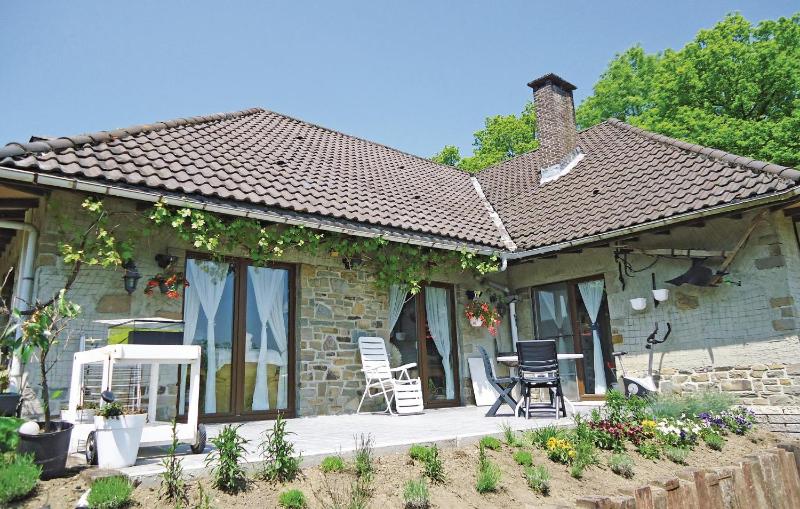 Two-Bedroom Holiday Home image 3