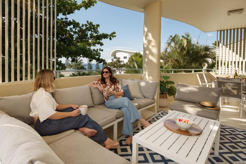Live like a local In The Heart of Moffat Beach - image 9