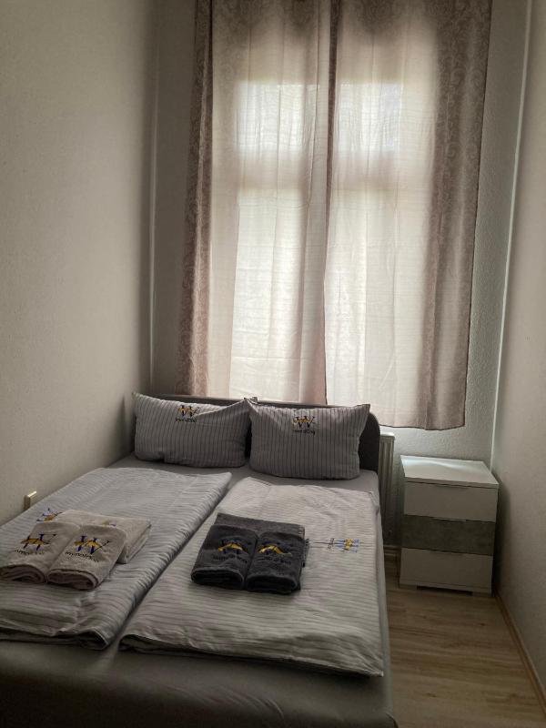 Ferienwohnung 4 Rosenbogen - Familienwohnung mit Wintergarten und Terrasse - image 11