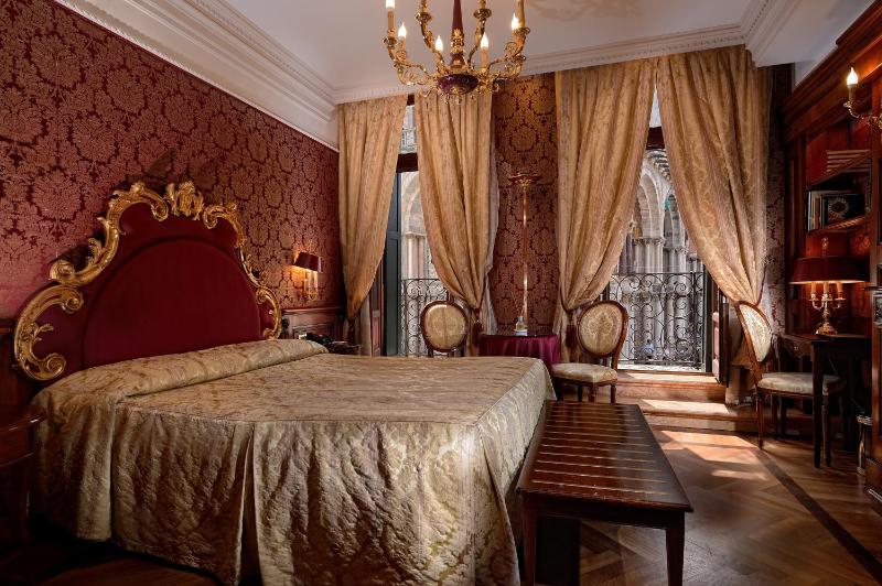 Bellevue Luxury Rooms - San Marco Luxury - image 3