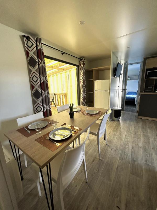 Mobile Home image 1