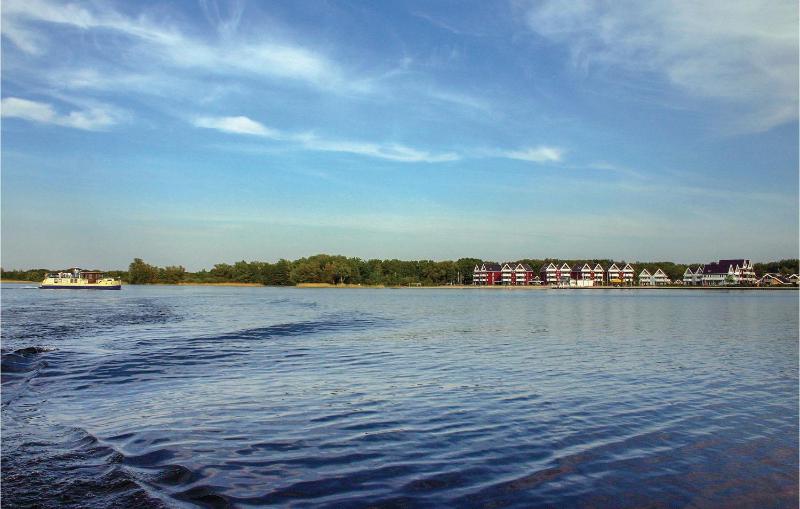 Two-Bedroom Apartment In Rechlin - image 25