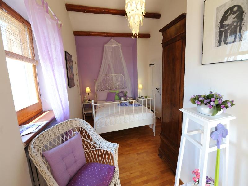 Double Room with Private Bathroom image 4