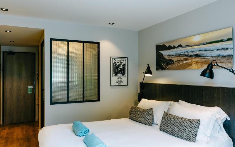 Double Room with Garden View image 2