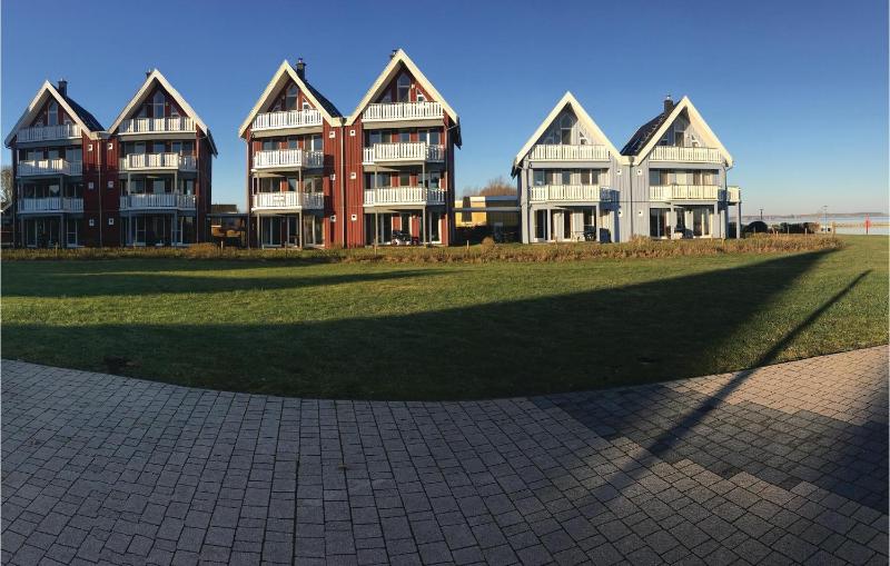 2 Bedroom Gorgeous Apartment In Rechlin - image 10