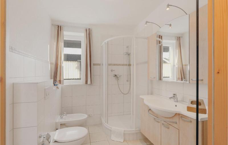 2 Bedroom Gorgeous Apartment In Rechlin - image 22