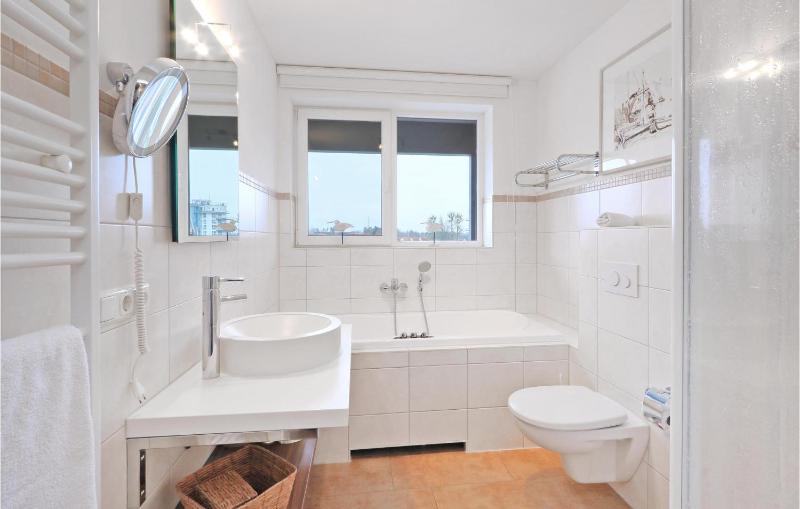 Gorgeous Apartment In Rechlin With Wifi - image 23