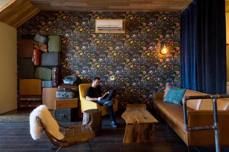 Deep Ellum Hostel - Adults Only - image 2