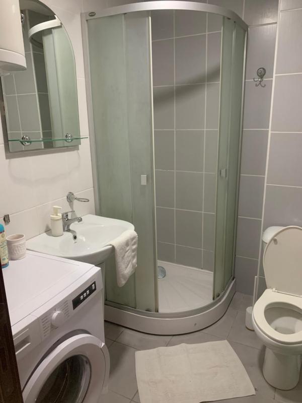 One-Bedroom Apartment with Balcony image 2