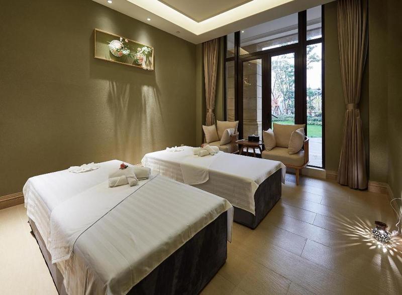 Donghai Xianhucheng Huanglong Hotel - image 16