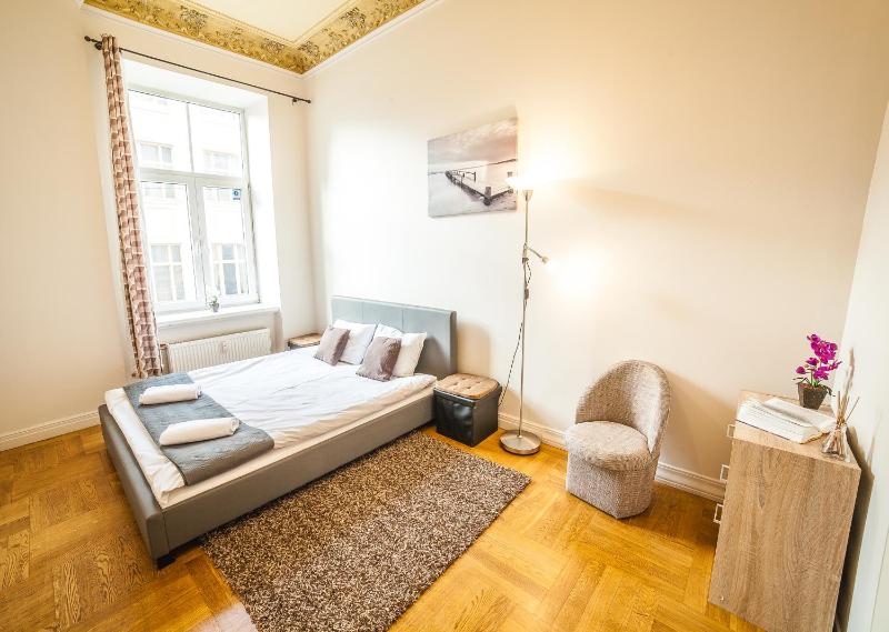 Dzirnavu City Center Apartment - image 13
