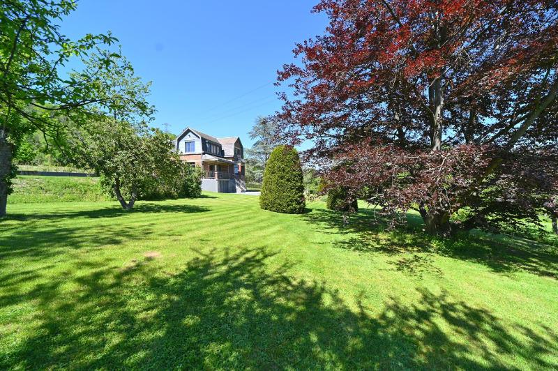Four-Bedroom House image 2
