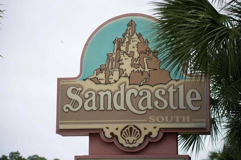 Sand Castle Resort by Patton Hospitality - image 10