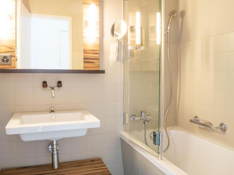 Triple Room with Forest View image 2